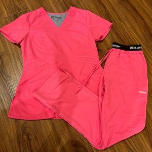 Grey's Anatomy Scrub Set Womens Pink /Top-S Pants/Bottom-S